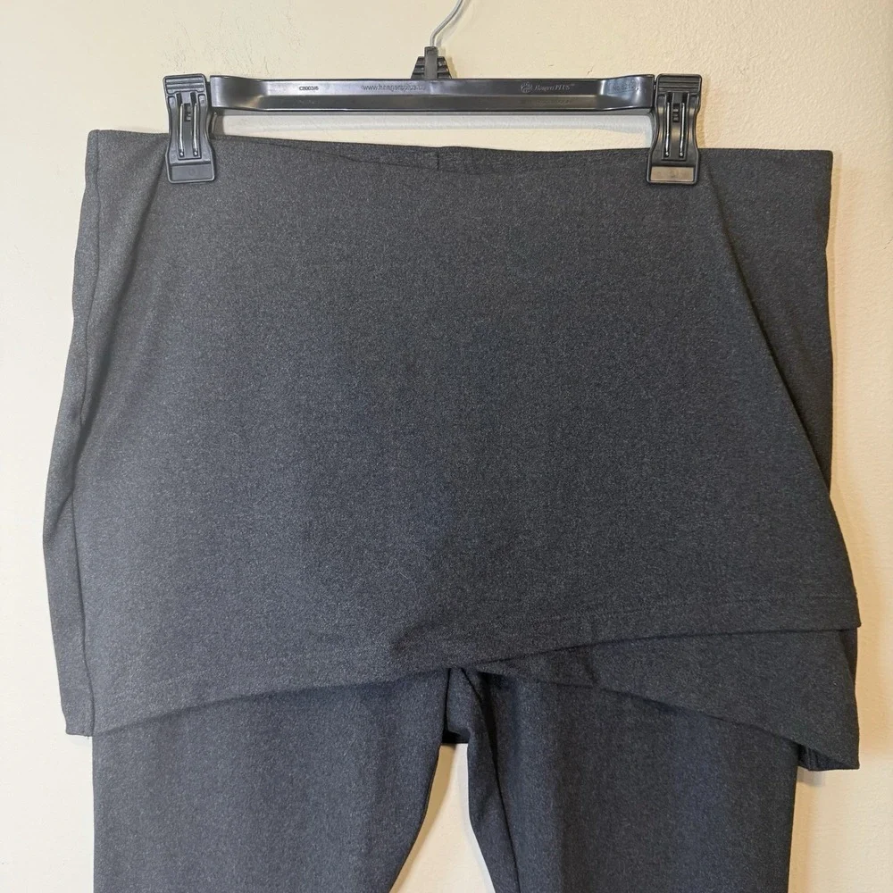 CAbi Skirted Leggings Medium Gray Ponte Knit‎ Stretch Pull On Style 3577 Casual